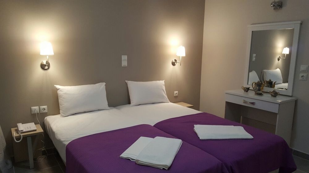 Lux Hotel Piraeus Exterior photo